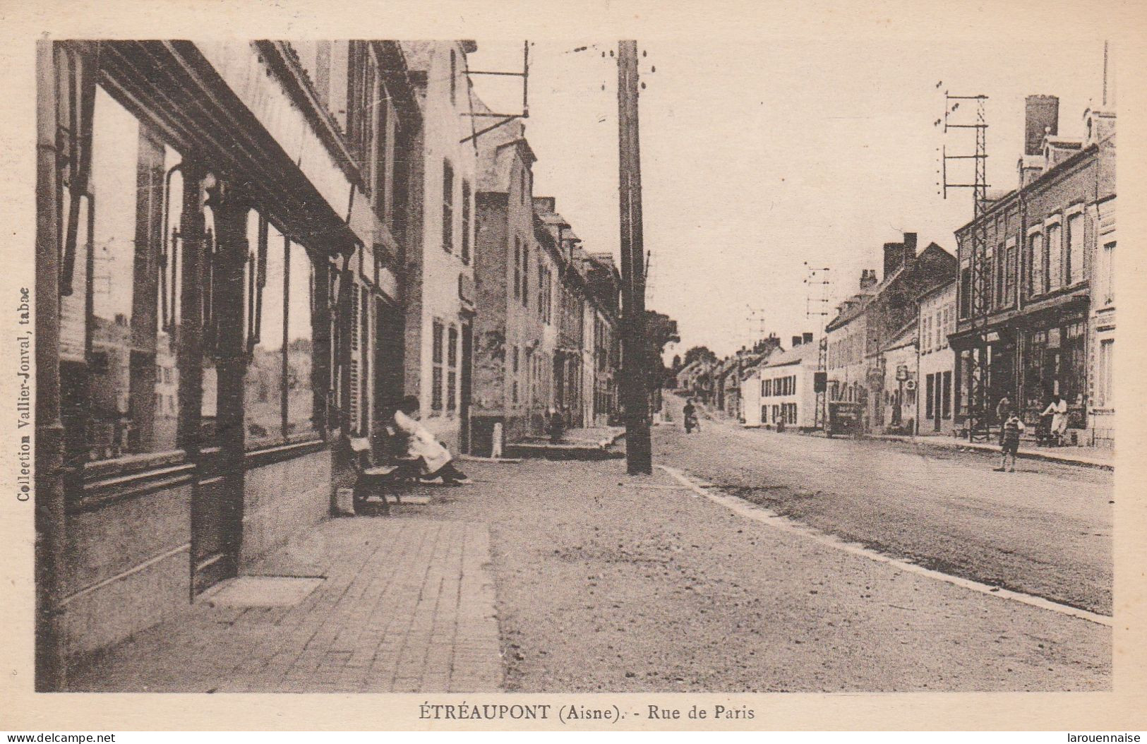 02 - ETREAUPONT - Rue de Paris