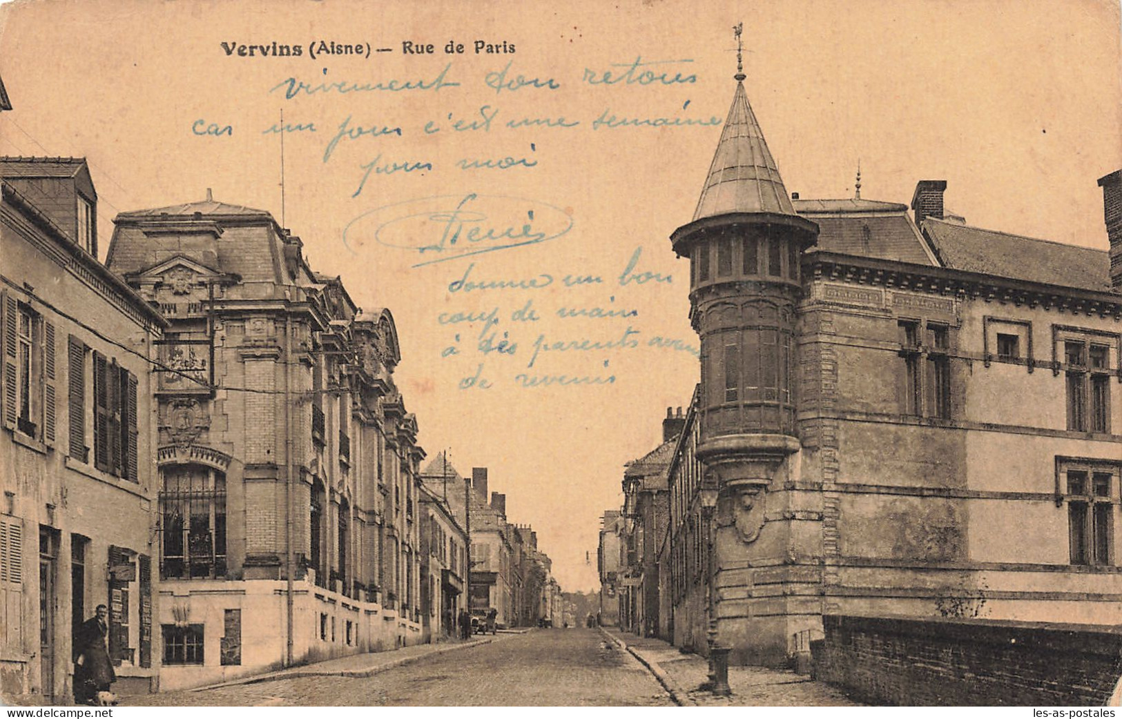 02  VERVINS LA RUE DE PARIS