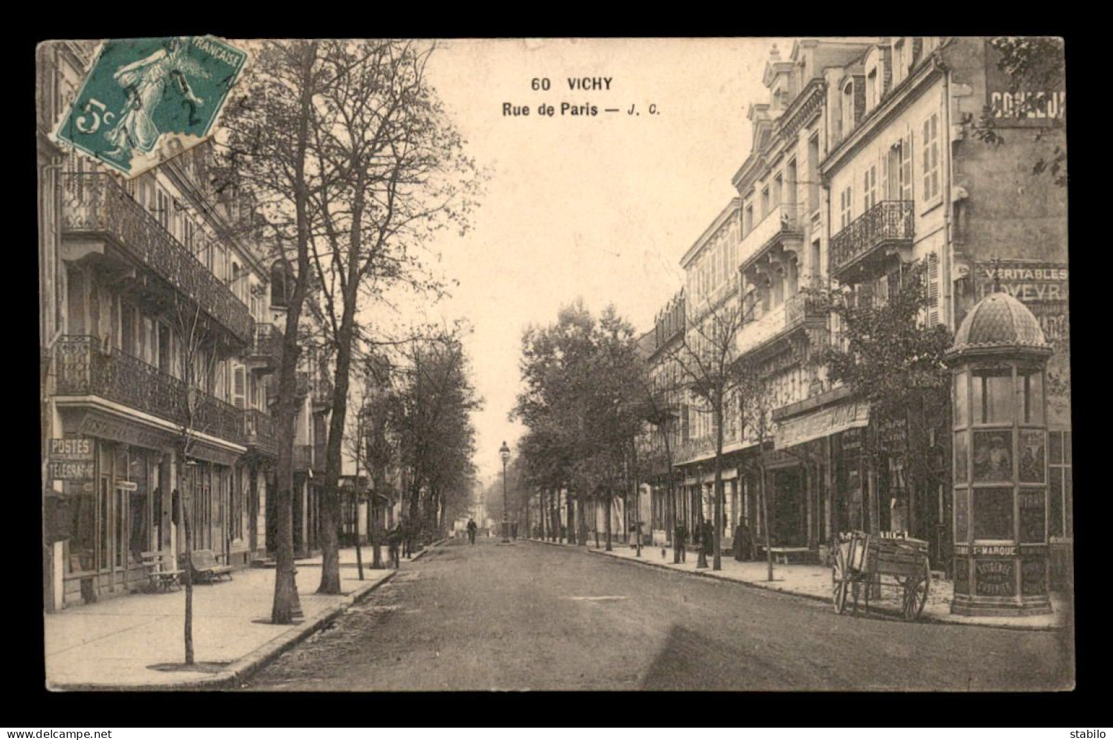 03 - VICHY - RUE DE PARIS