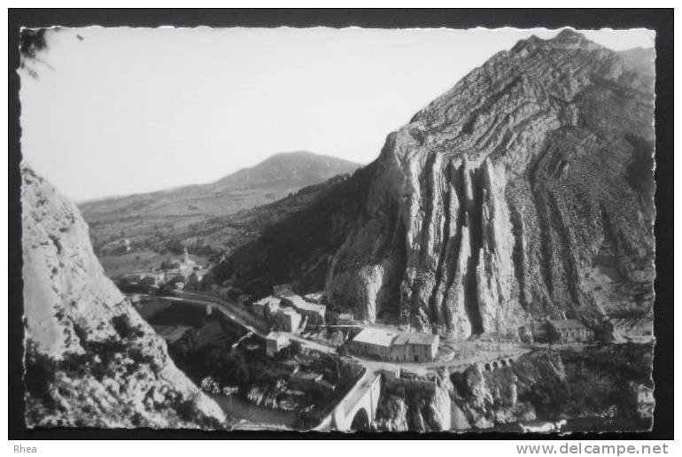 04 Sisteron vue aerienne D04D K04209K C04209C RH054501