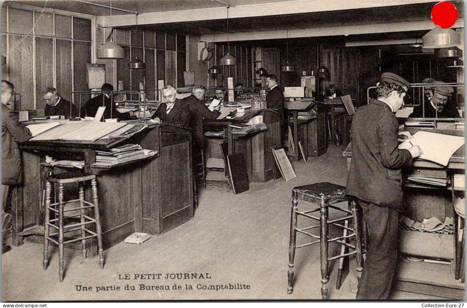 (06/09/25) 75-CPA PARIS - 9ème ARRONDISSEMENT - 61 RUE LA FAYETTE - LE PETIT JOURNAL
