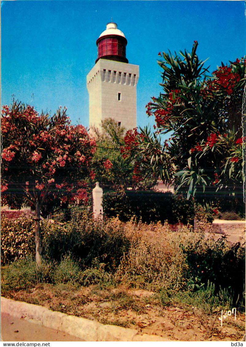 06 CAP D'ANTIBES  LA GAROUPE