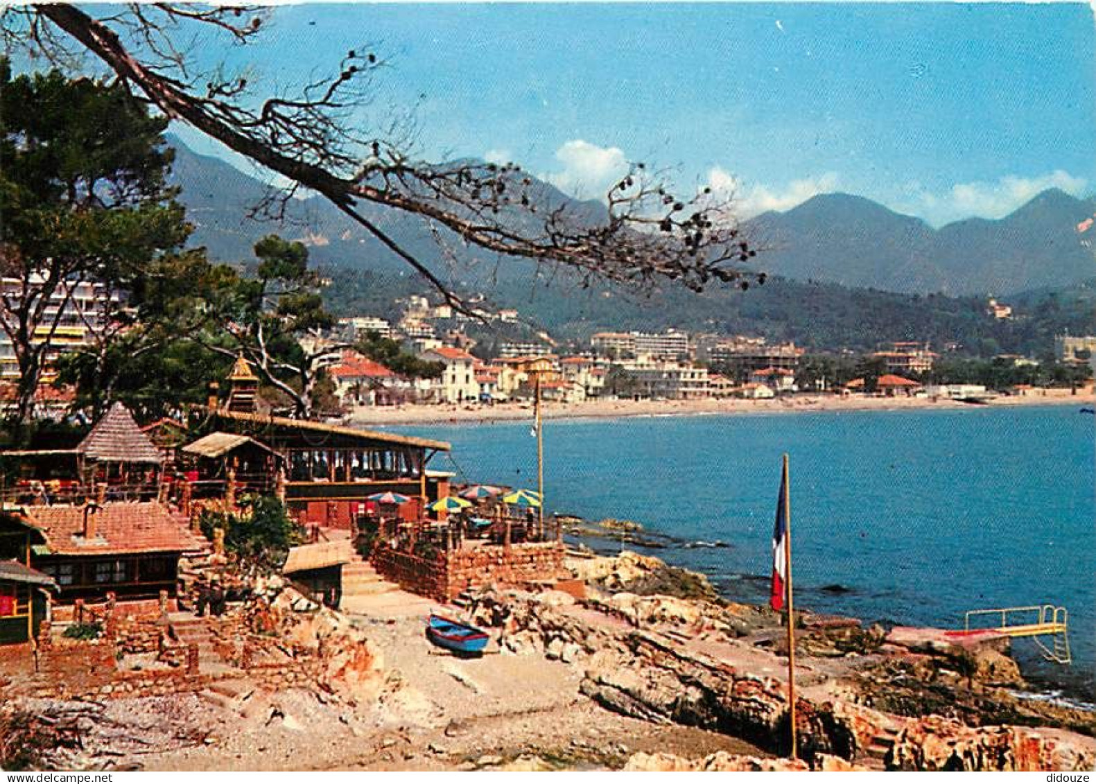 06 - Carnoles - Roquebrune Cap-Martin - Vue sur les Plages de Carnolès - CPM - Voir Scans Recto-Verso