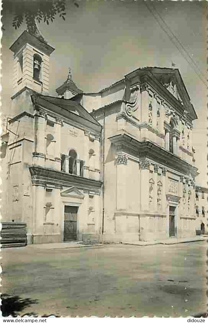 06 - L'Escarene - Place Carnot et l'Eglise - CPM - Voir Scans Recto-Verso