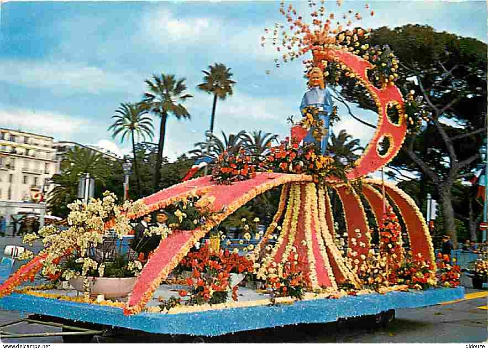 06 - Nice - Carnaval de Nice - Bataille de Fleurs - CPM - Voir Scans Recto-Verso