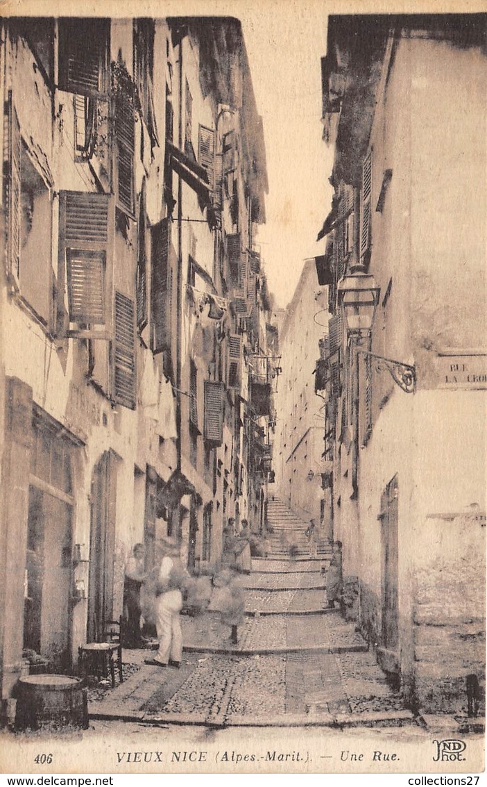 06-NICE- VIEUX NICE UNE RUE