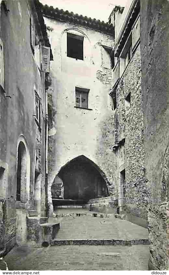 06 - Roquebrune - Cap Martin - Roquebrune Village - Rue du Château - CPM - Voir Scans Recto-Verso