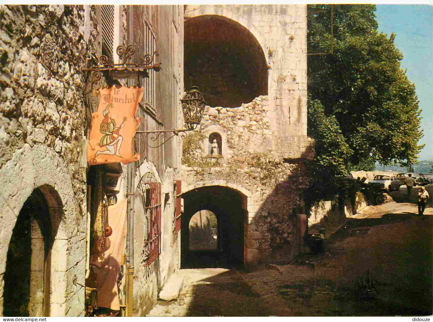 06 - Saint-Paul - Le Portail - CPM - Voir Scans Recto-Verso