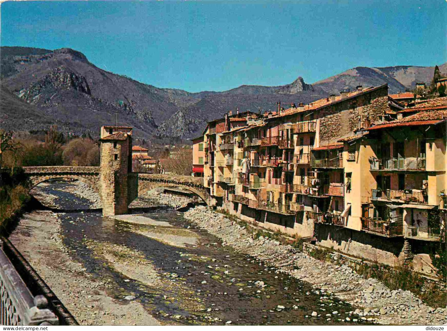 06 - Sospel - Vue générale - CPM - Voir Scans Recto-Verso