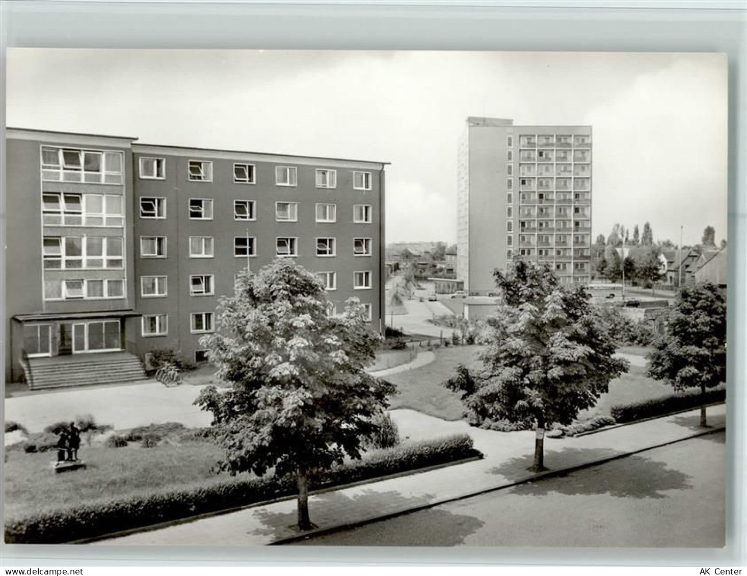 06749 O4440 Wolfen , Anh - Hochhaus Thalheimer Straße und Lehrlingswohnh... - 40110068