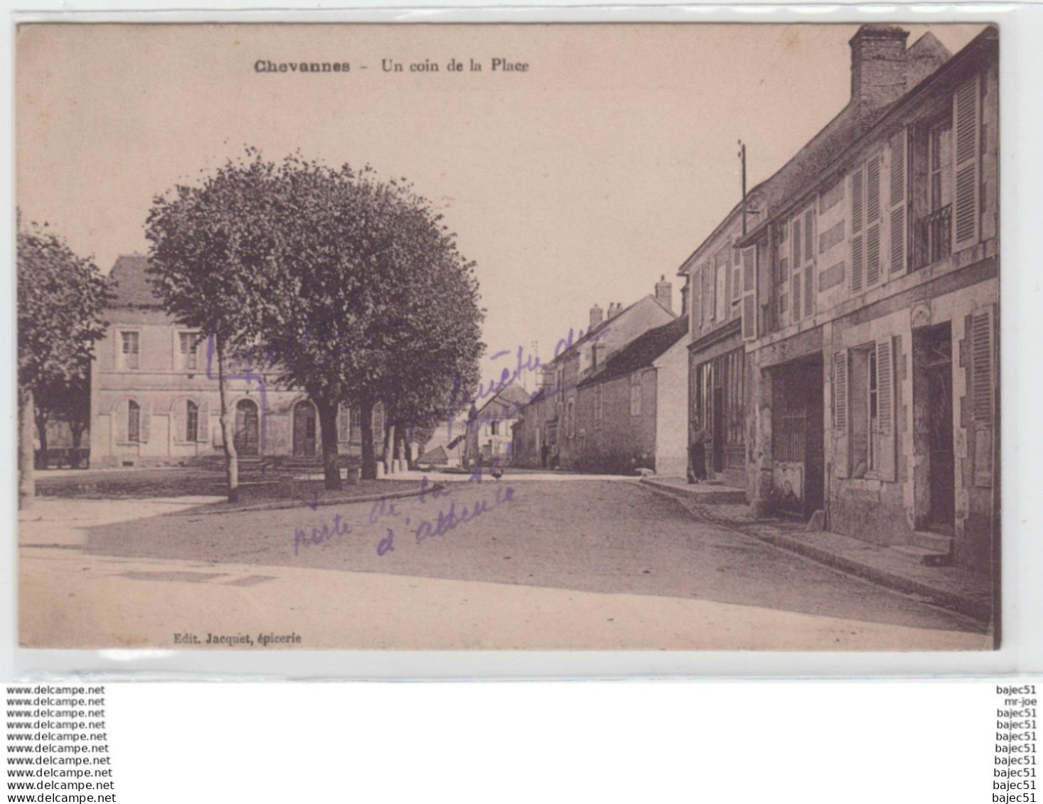 1 cpa Chevannes "La place"