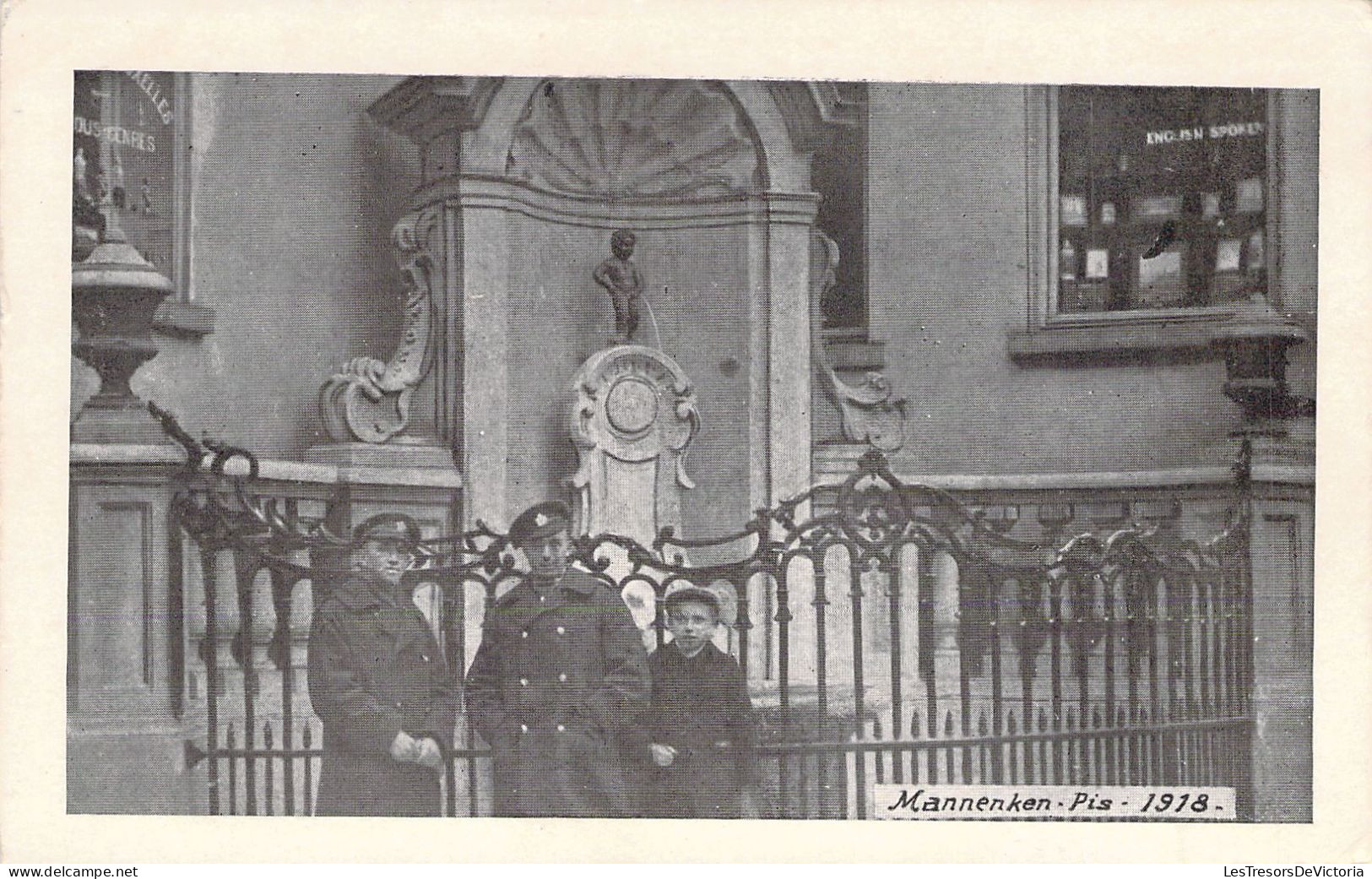 [-10%] BELGIQUE - BRUXELLES -  Manneken Pis - Carte Postale Ancienne