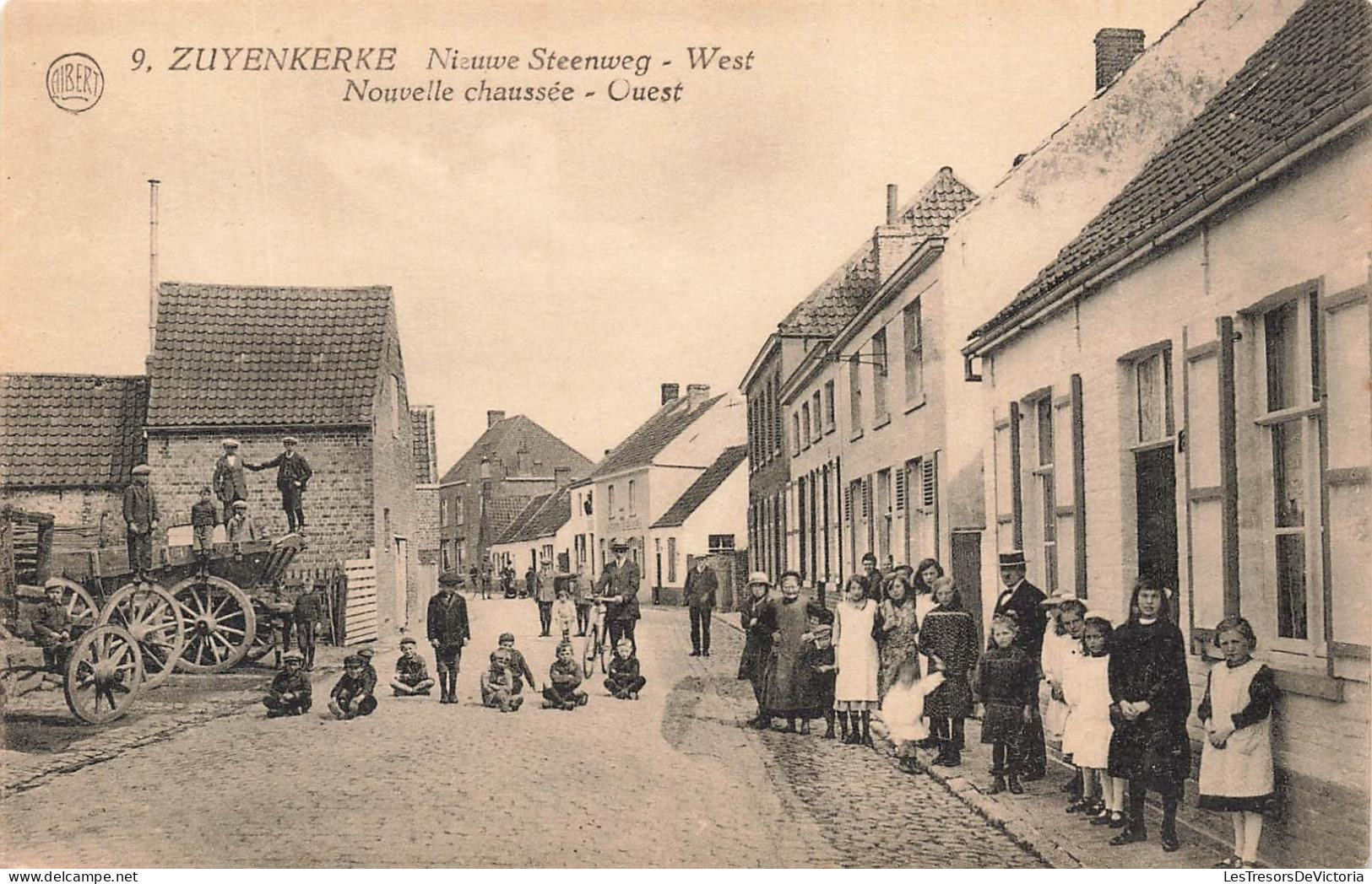 [-10%] BELGIQUE - Zuyenkerke - Nieuwe Steenweg - nouvelle chaussé - enfant - rue - animé - Albert - Carte postale ancien
