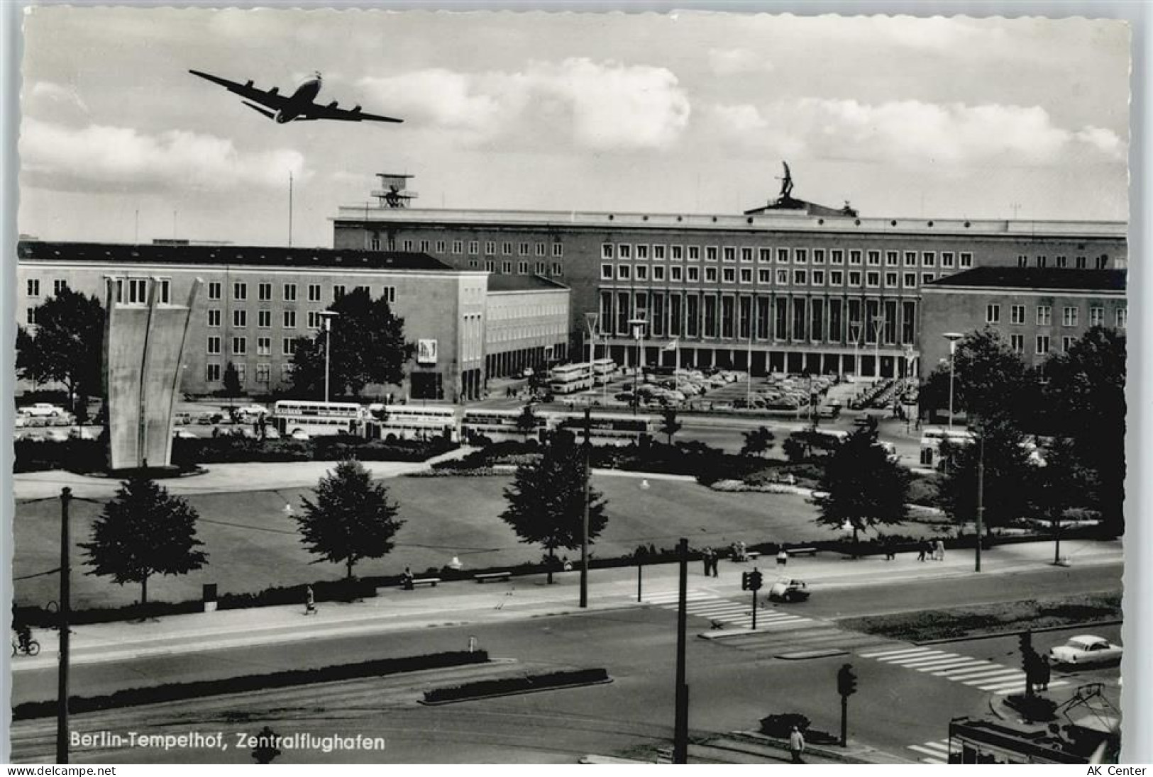 10115 W1000 Berlin - Tempelhof Omnibus - 10033161