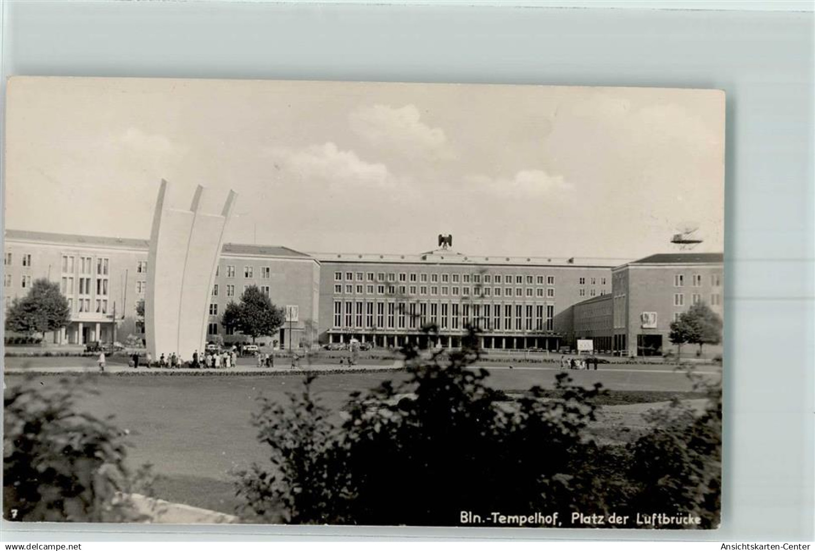 10461965 - Tempelhof