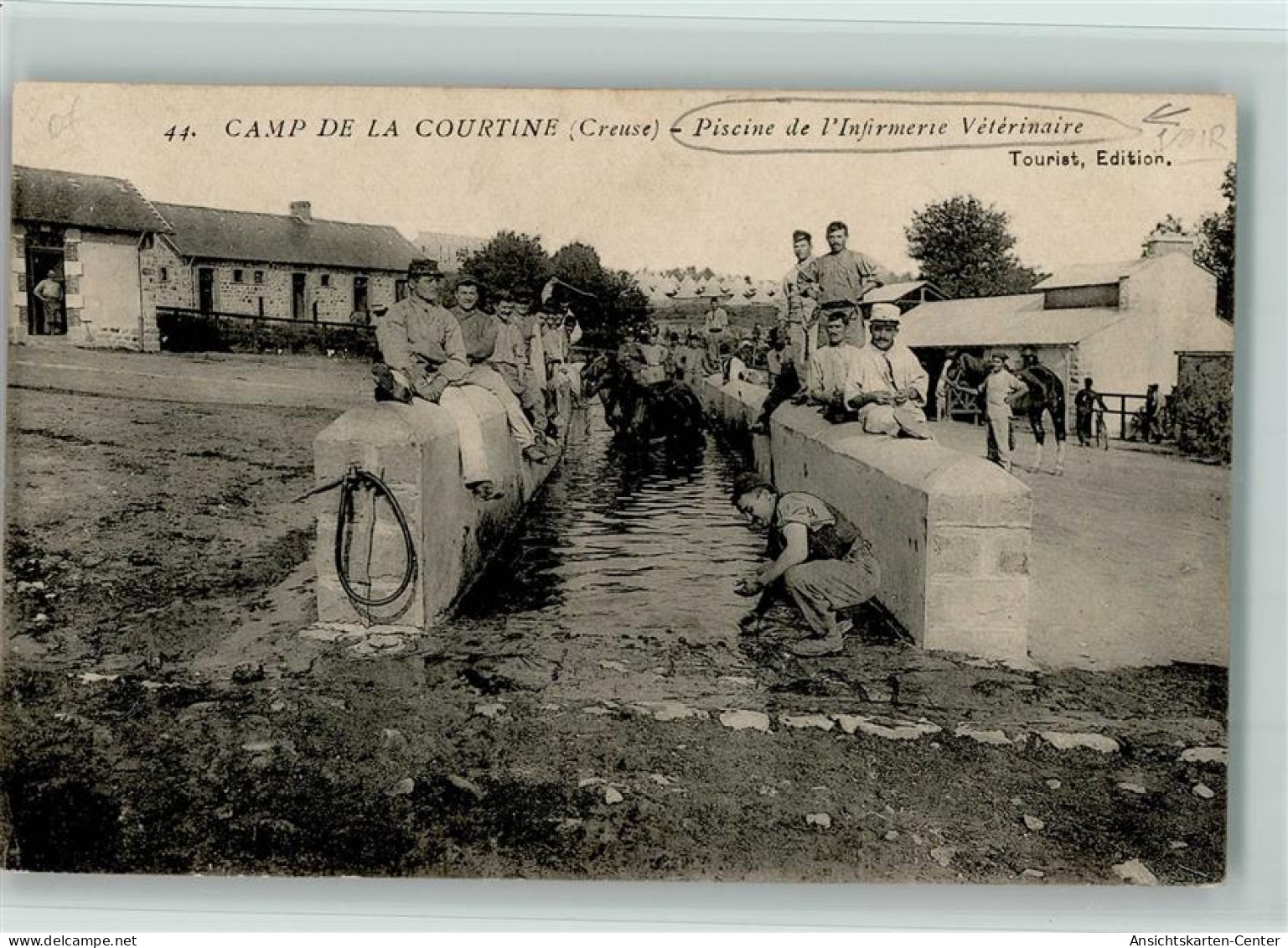 10534158 - La Courtine