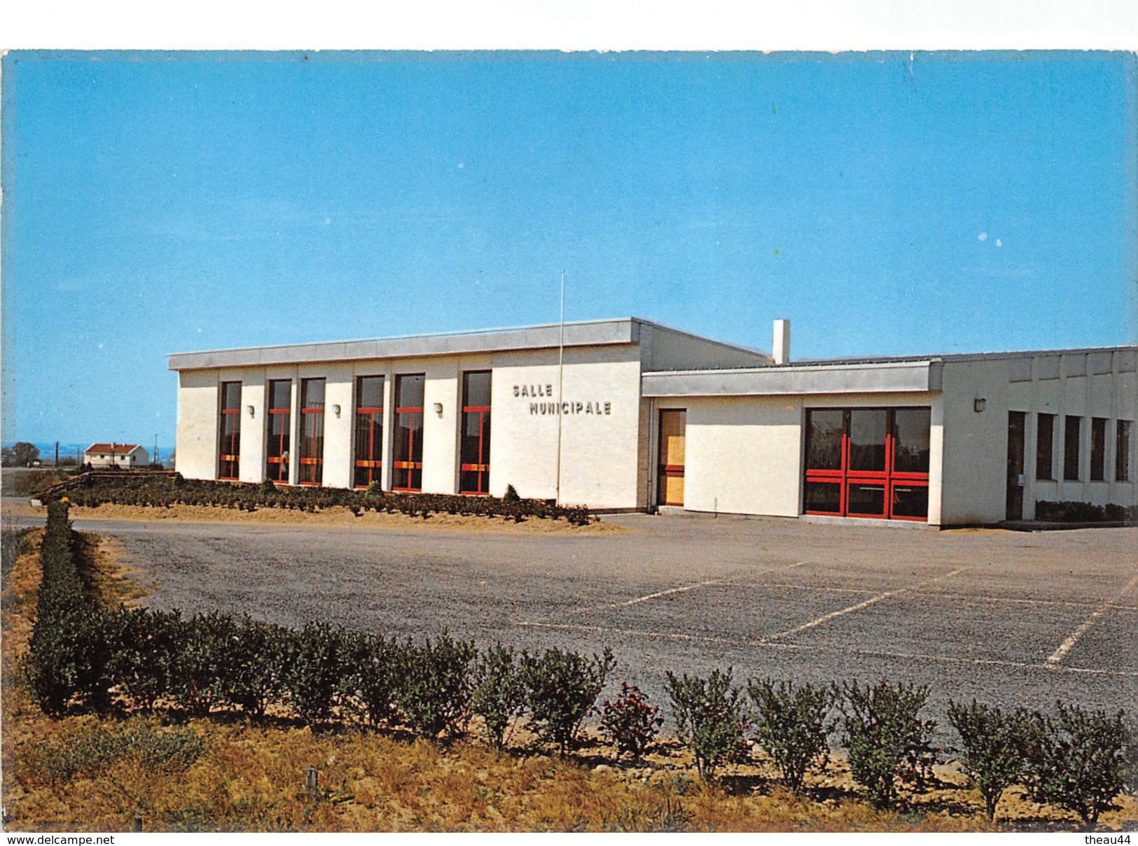 ¤¤  -  11   -  LA CHAPELLE-BASSE-MER   -  La Salle Municipale    -  ¤¤