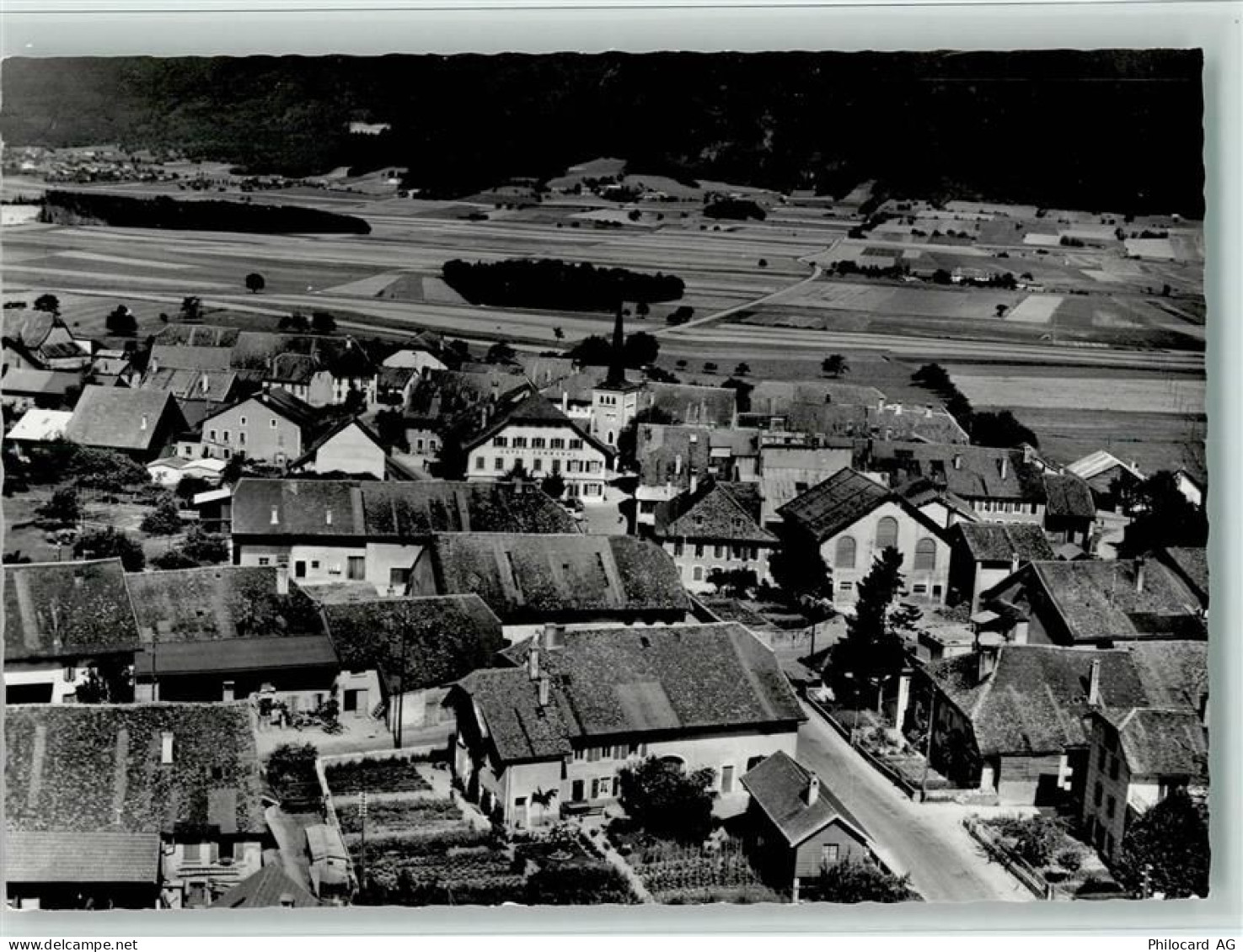 1144 Ballens - Vue aérienne - 13101060