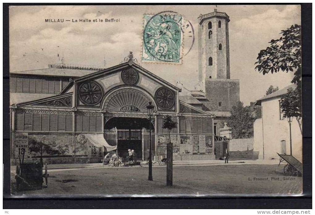 12 - Millau - La Halle et le Beffroi