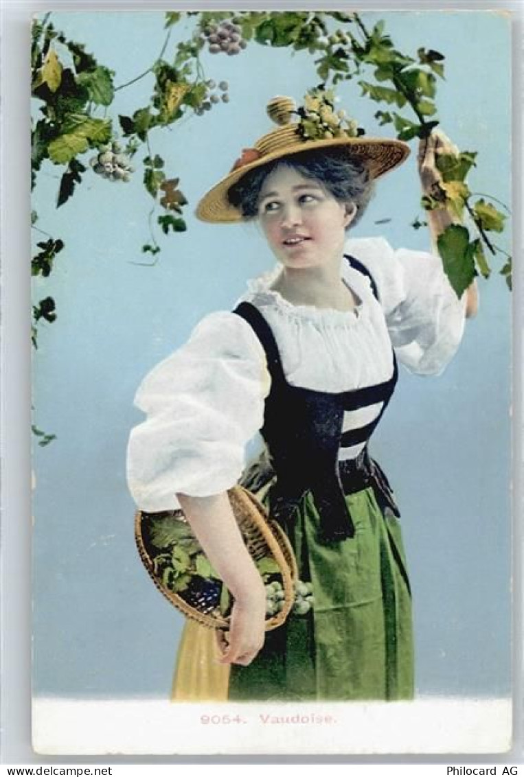 1261 Le Vaud - Trachten AKU2 - 50666098