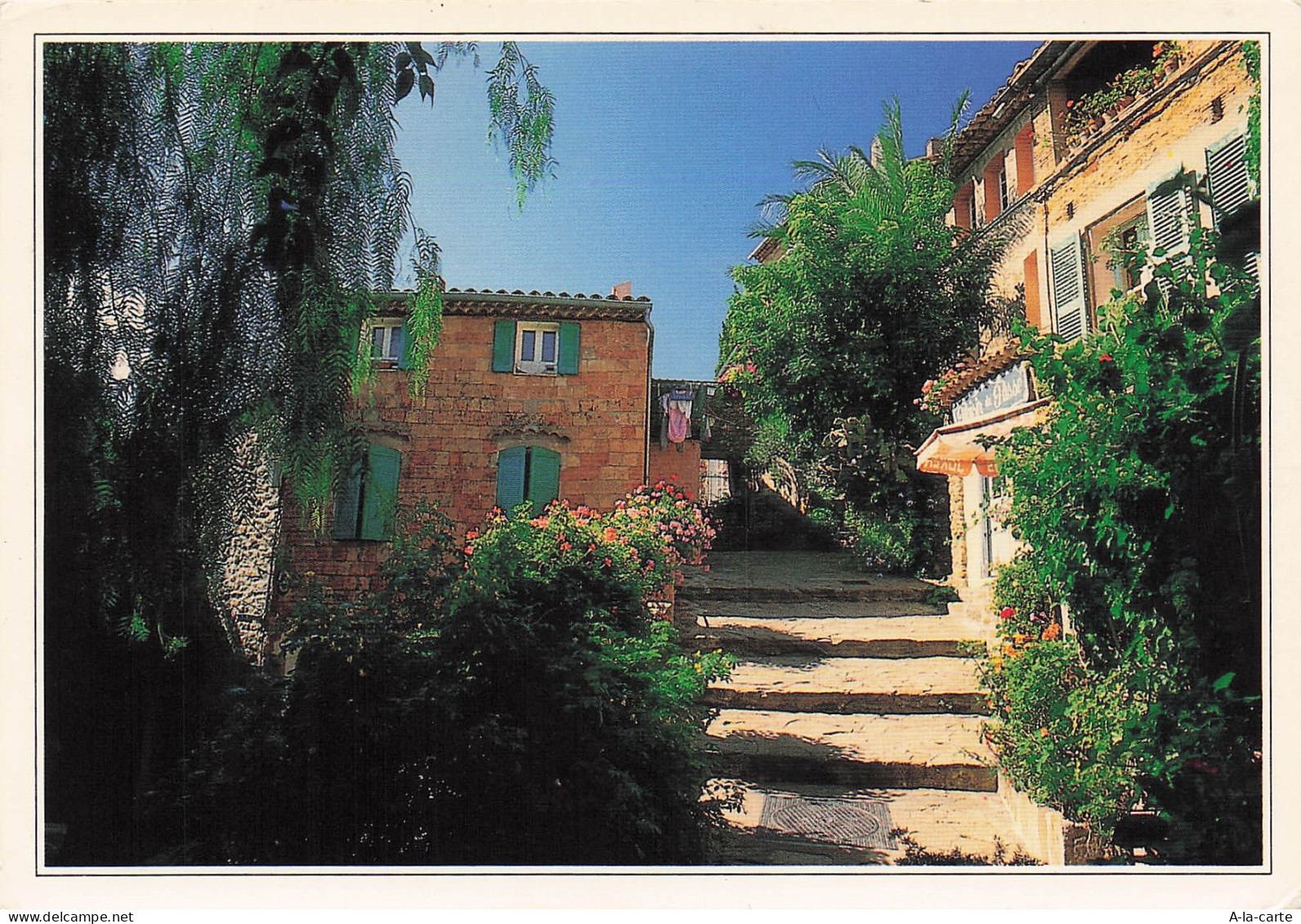 13 EYGUIERES LES ALPILLES