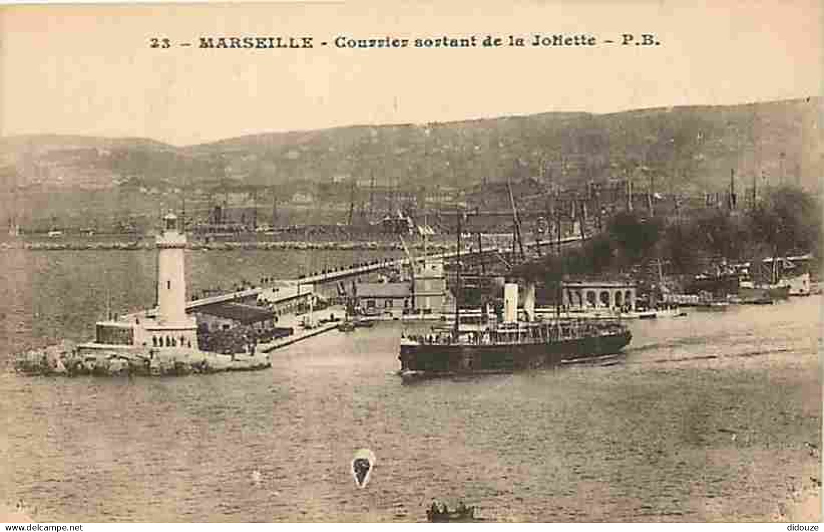 13 - Marseille - Courrier sortant de la Joliette - Bateaux - CPA - Voir Scans Recto-Verso