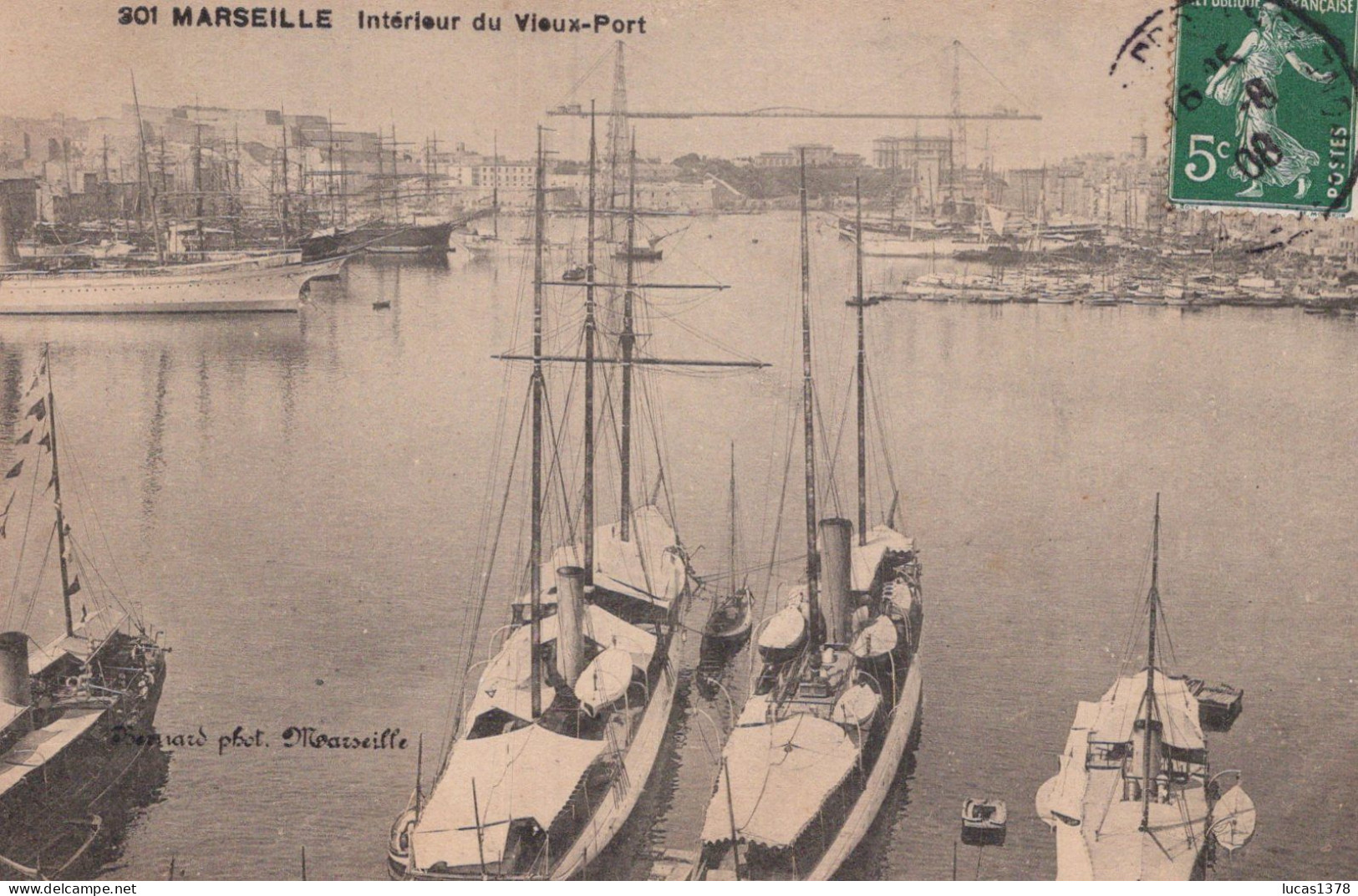13 / MARSEILLE / EDITEUR BERNARD 301 / INTERIEUR DU VIEUX PORT