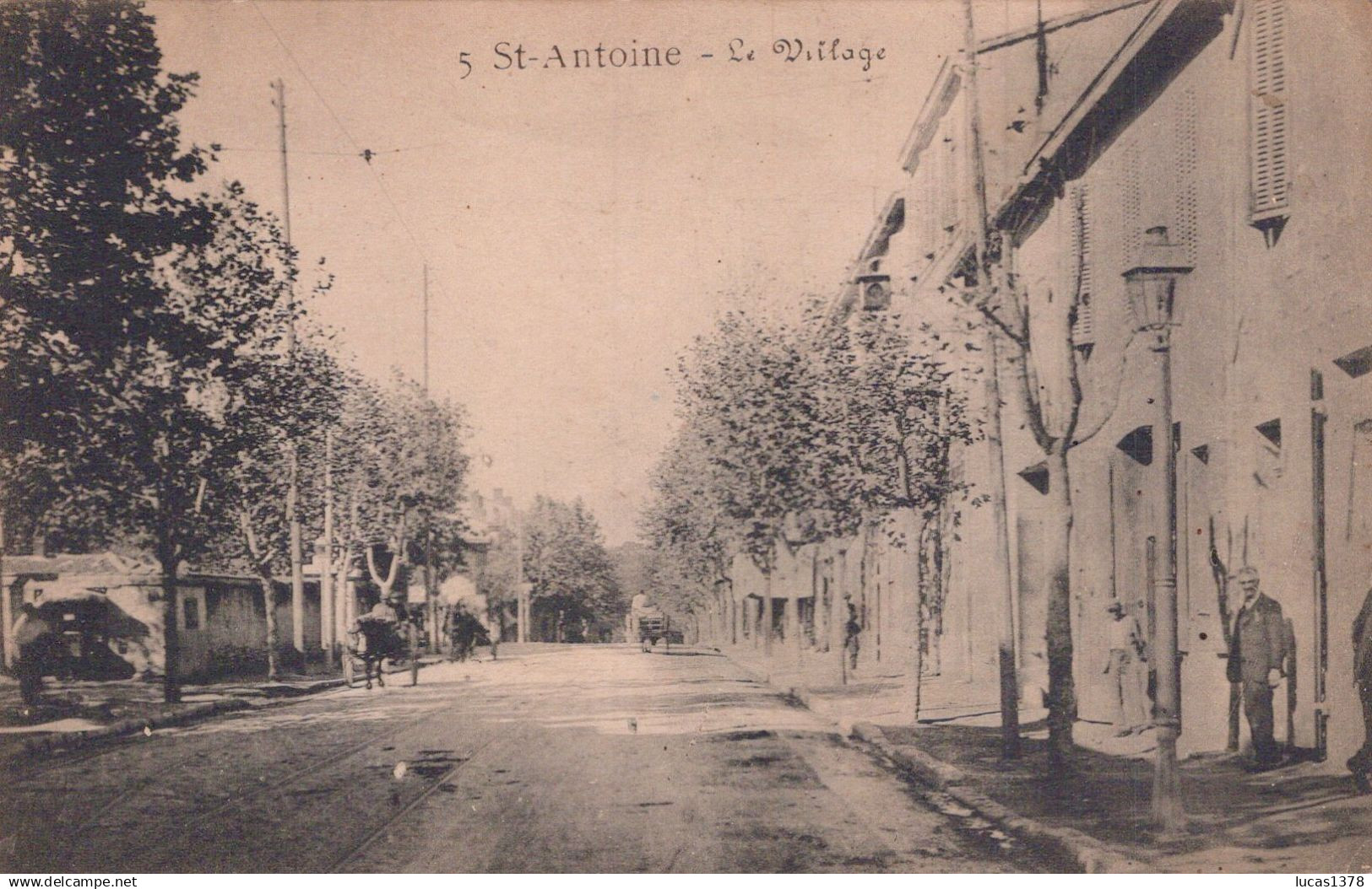 13 / MARSEILLE / LE VILLAGE