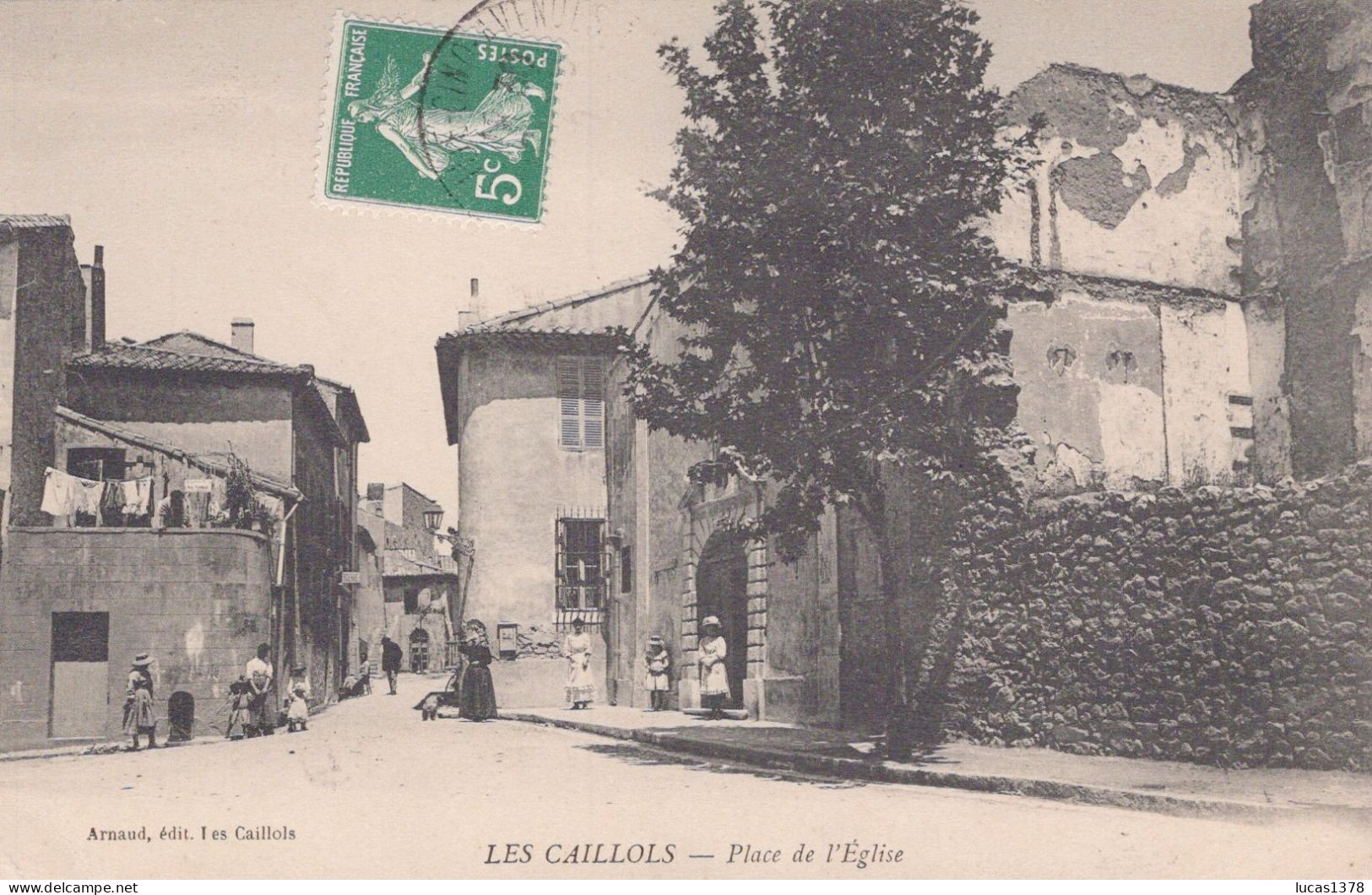 13 / MARSEILLE / LES CAILLOLS / PLACE DE L EGLISE / ANIMEE