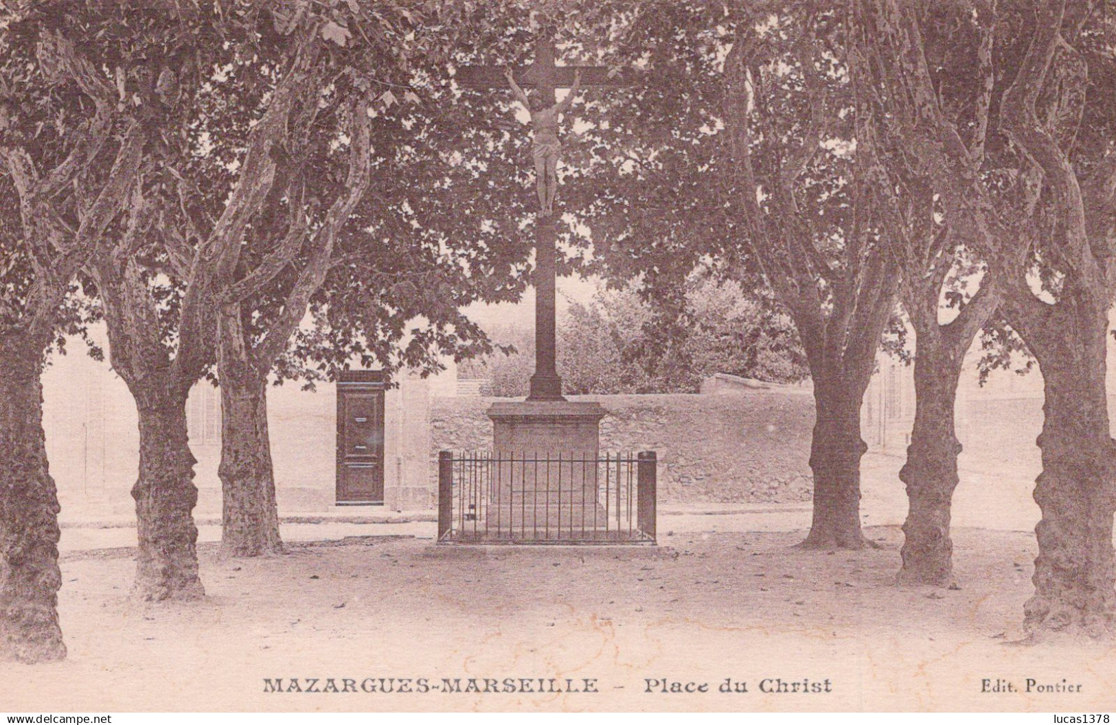13 / MARSEILLE / MAZARGUES / PLACE DU CHRIST