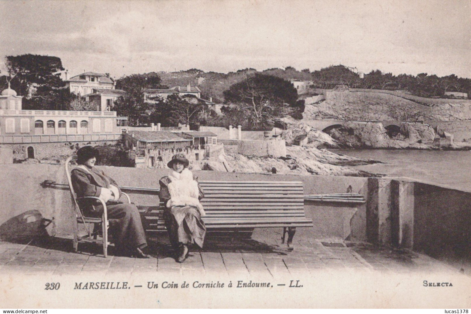 13  / MARSEILLE / UN COIN DE LA CORNICHE A ENDOUME