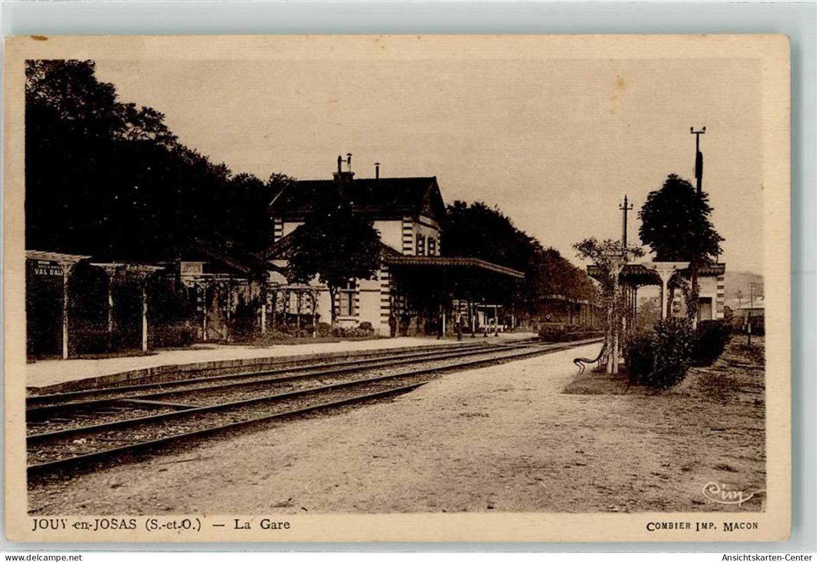 13223953 - Jouy-en-Josas