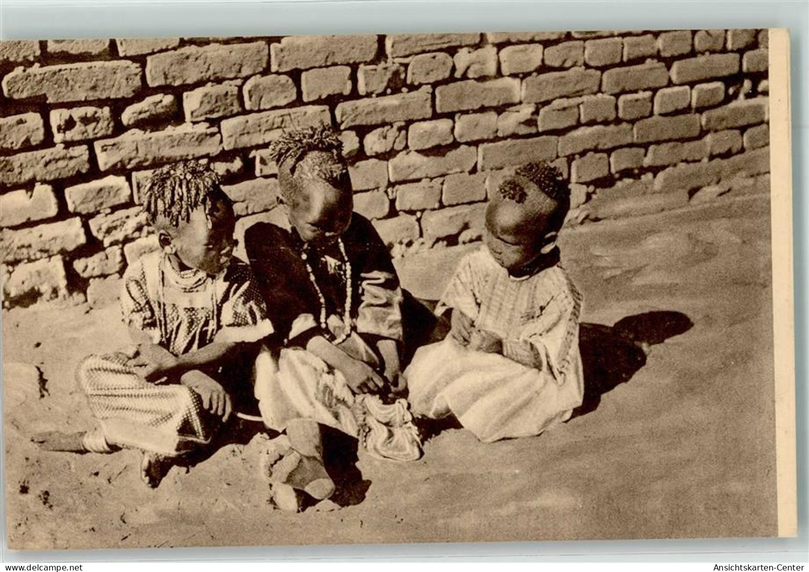 13255413 - Wahehekinder  Benediktinermissionaere von St. Ottilien Tansania