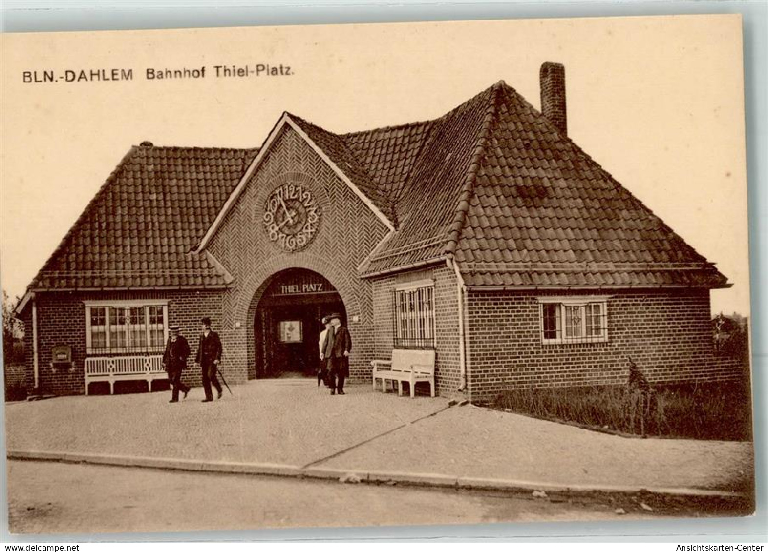 13484512 - Dahlem