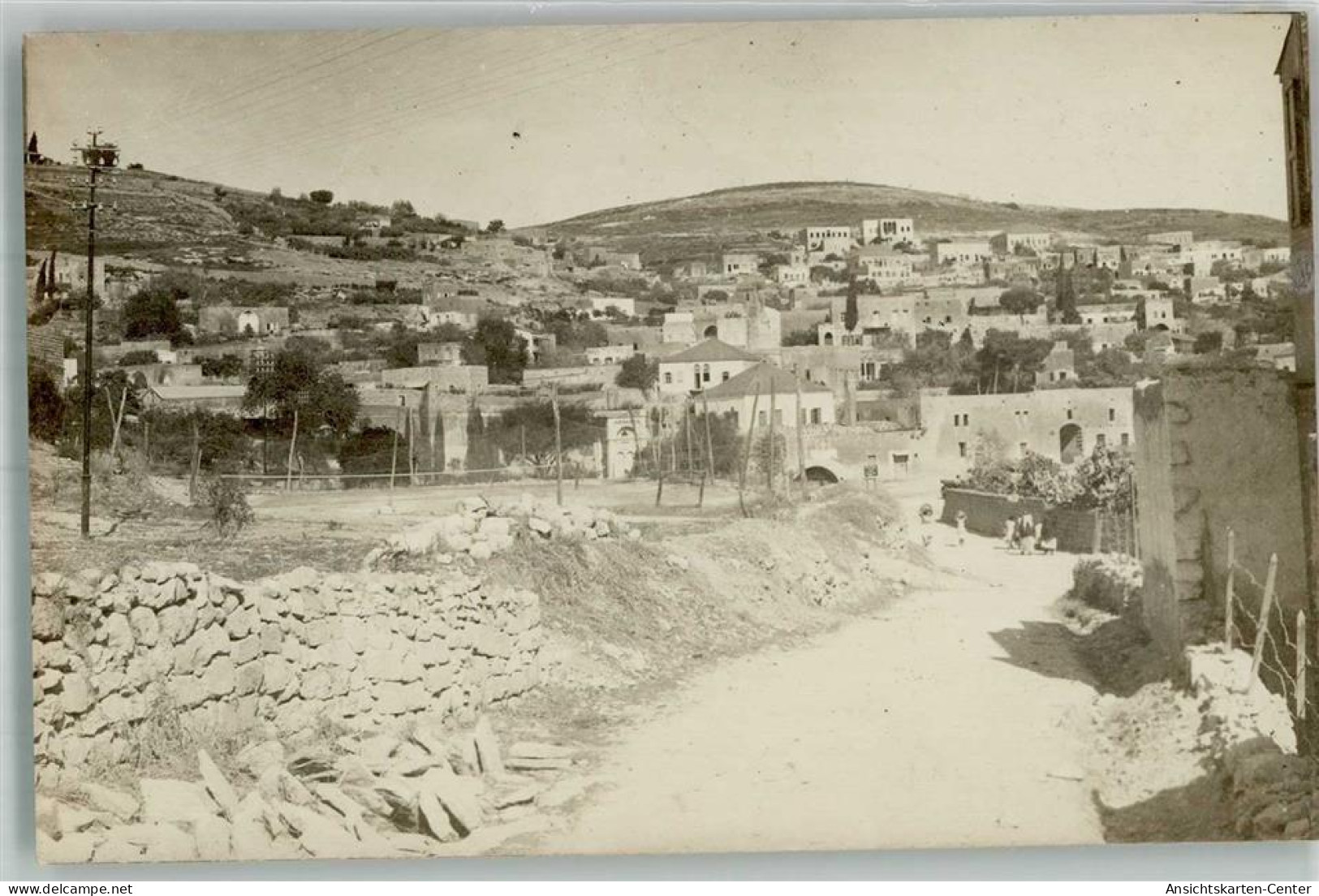 13986406 - Nazareth