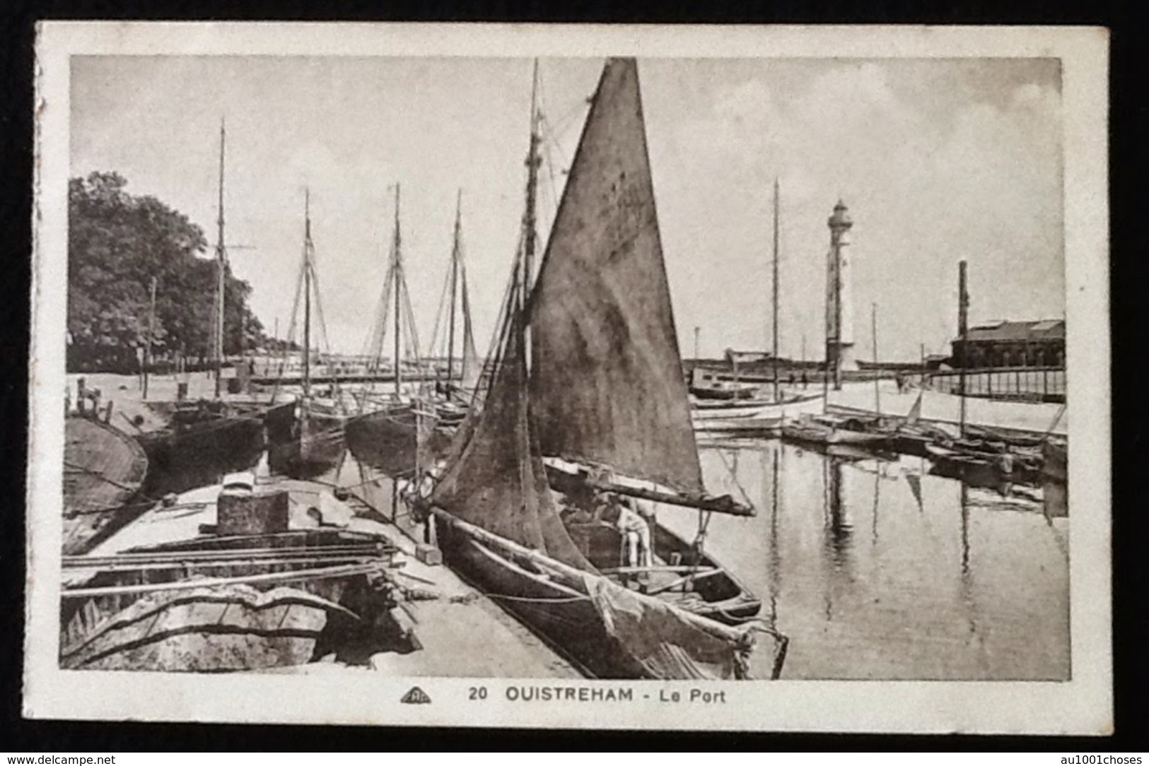 14 Ouistréham   Le Port