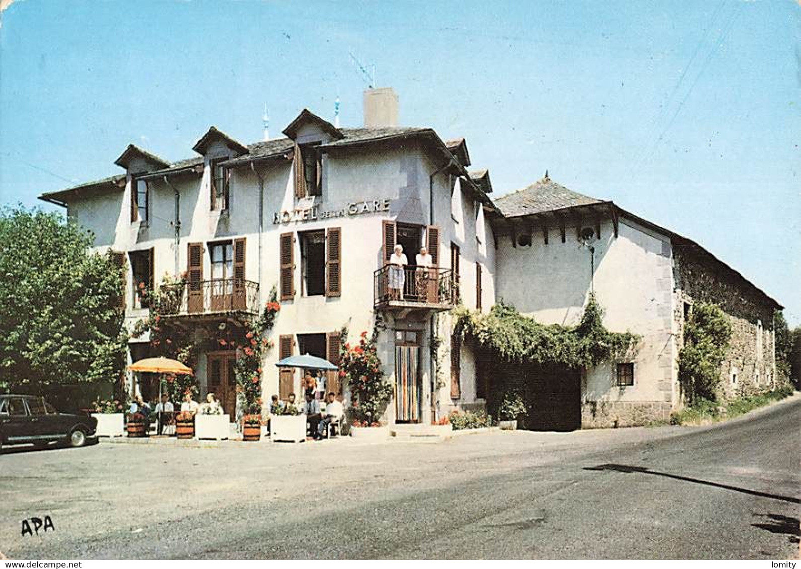 15 Arpajon sur Cere hotel de la Gare CPM