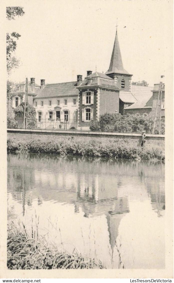 [-15%] BELGIQUE - Berloz - Le Château et lEglise  - Carte Postale Ancienne