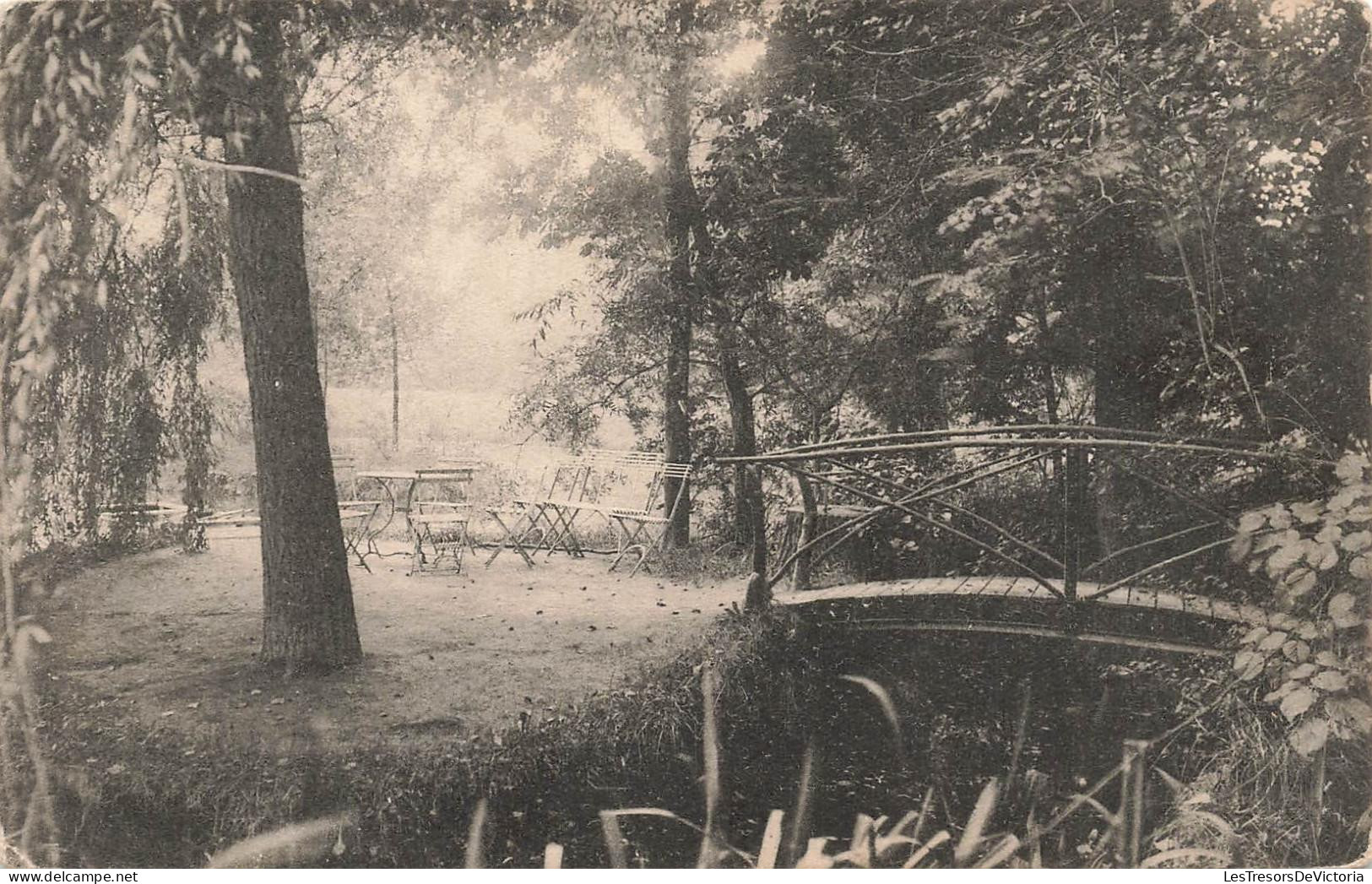 [-15%] BELGIQUE - Crainhem - pont - paysage - chaise - table - arbre - verdure - oblit 1910 - Carte Postale Ancienne