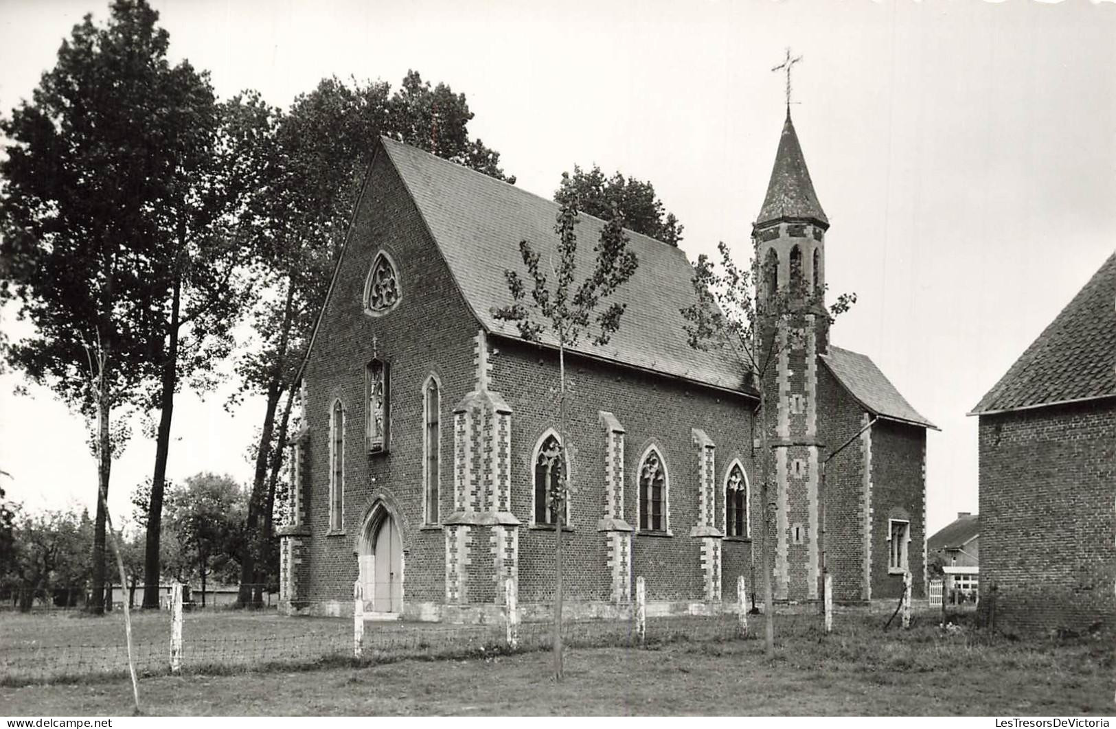 [-15%] BELGIQUE - Gingelom - Montenaken - Kapel van OLV van Steps - vue densembl