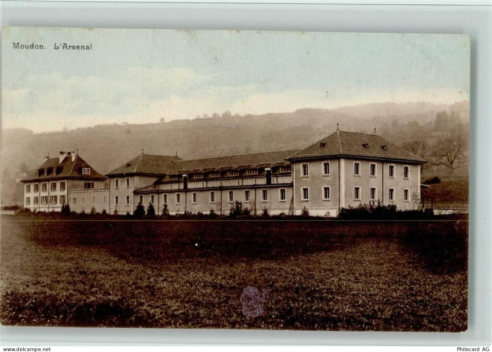 1510 Moudon - LArsenal - 12111205