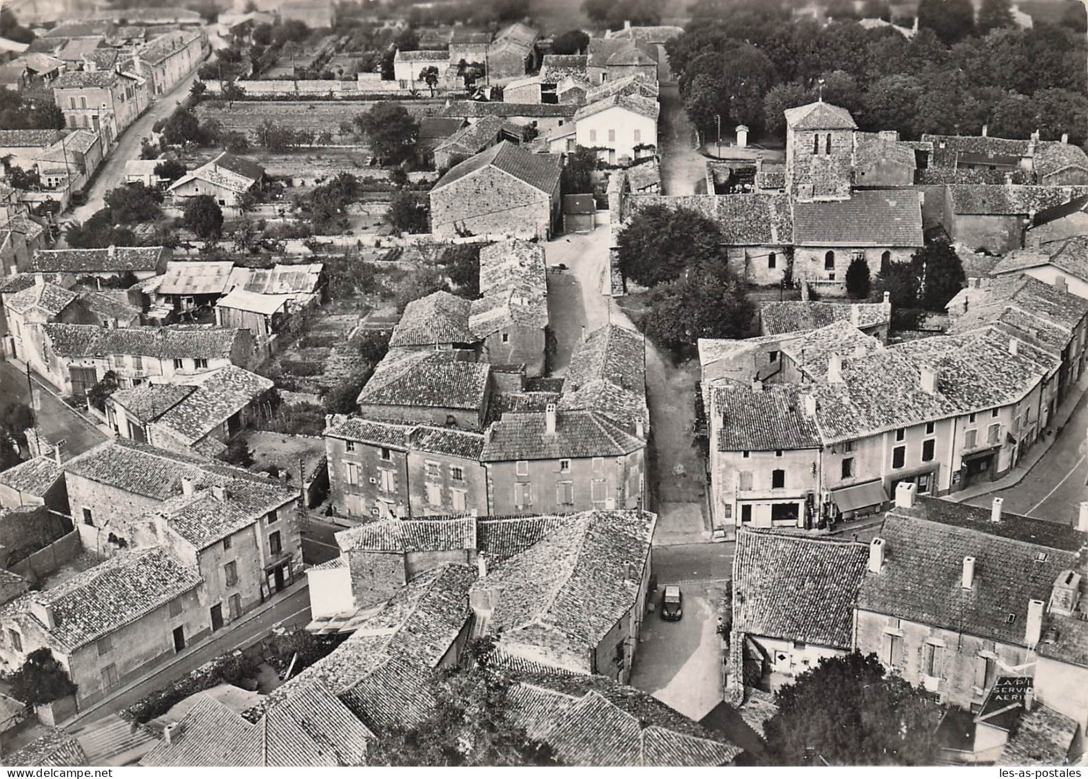 16 VILLEFAGNAN VUE GENERALE