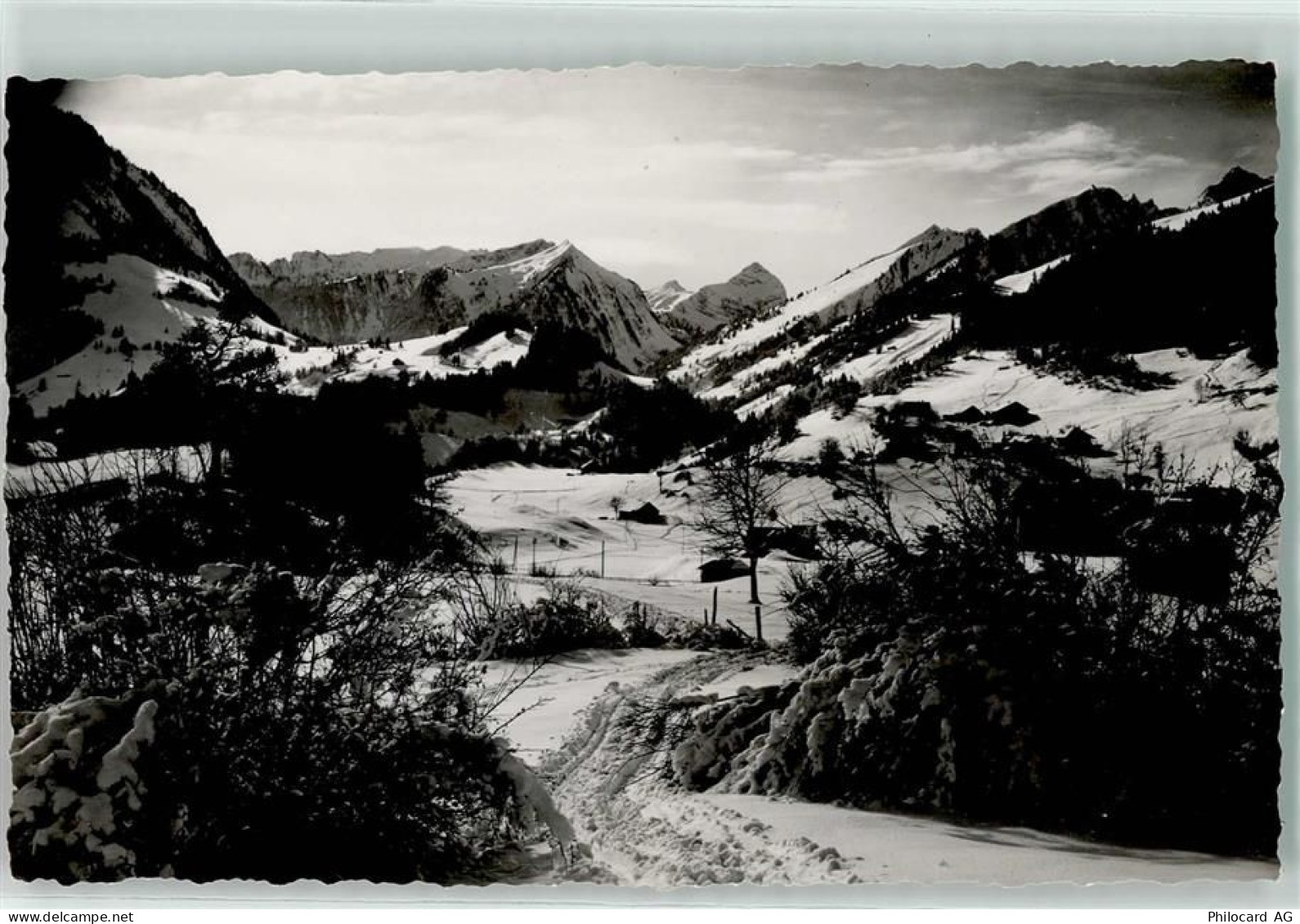 1669 Les Sciernes-dAlbeuve - Winter - 10592406