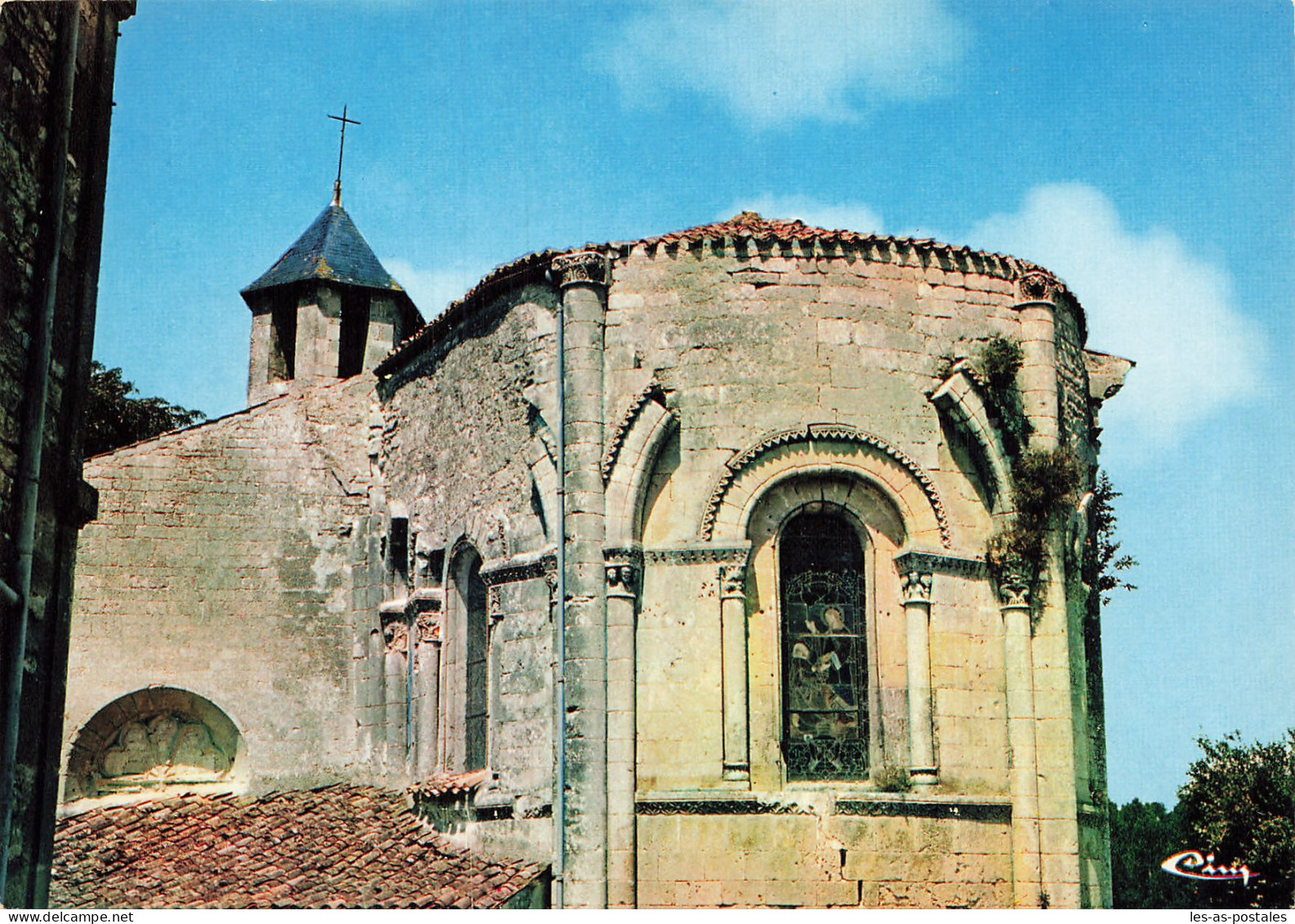 17 DAMPIERRE SUR BOUTONNE L EGLISE