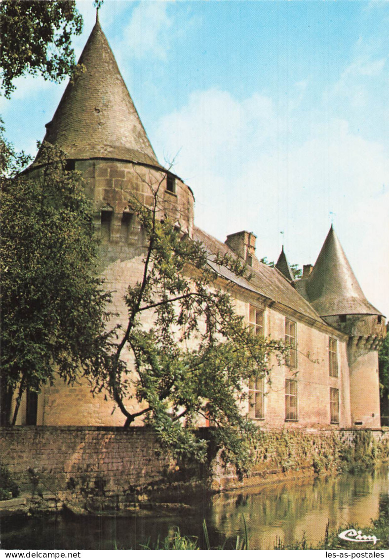 17 DAMPIERRE SUR BOUTONNE LE CHÂTEAU