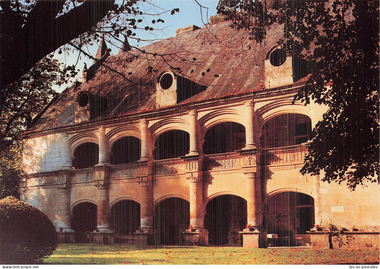 17 DAMPIERRE SUR BOUTONNE LE CHÂTEAU