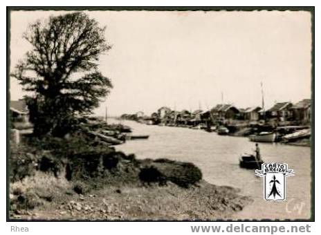 17 La Tremblade - 22  LA TREMBLADE - Le Port des Pêcheurs à marée basse - cpsm