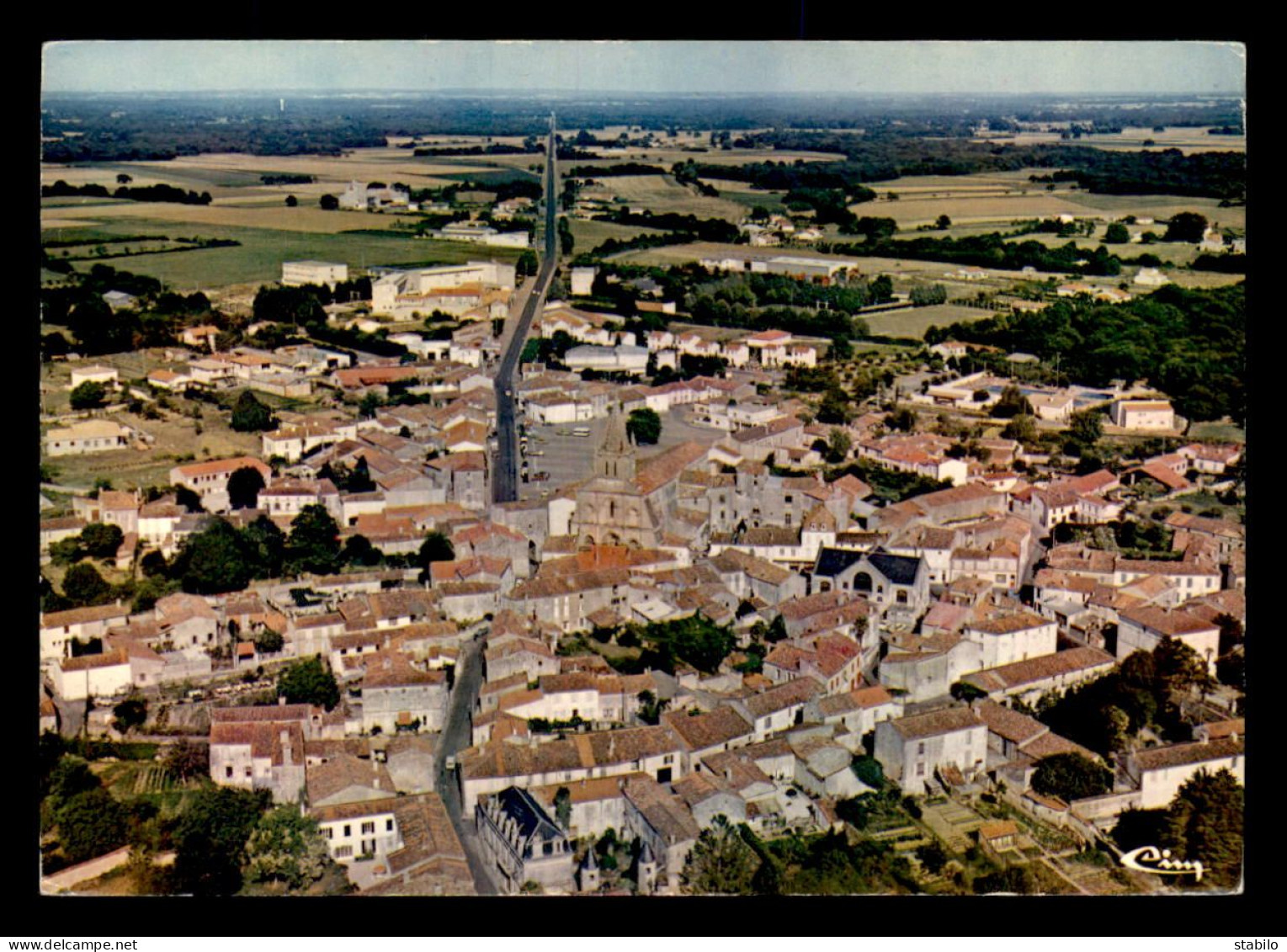 17 - PONT-L'ABBE-D'ARNOULT - VUE AERIENNE