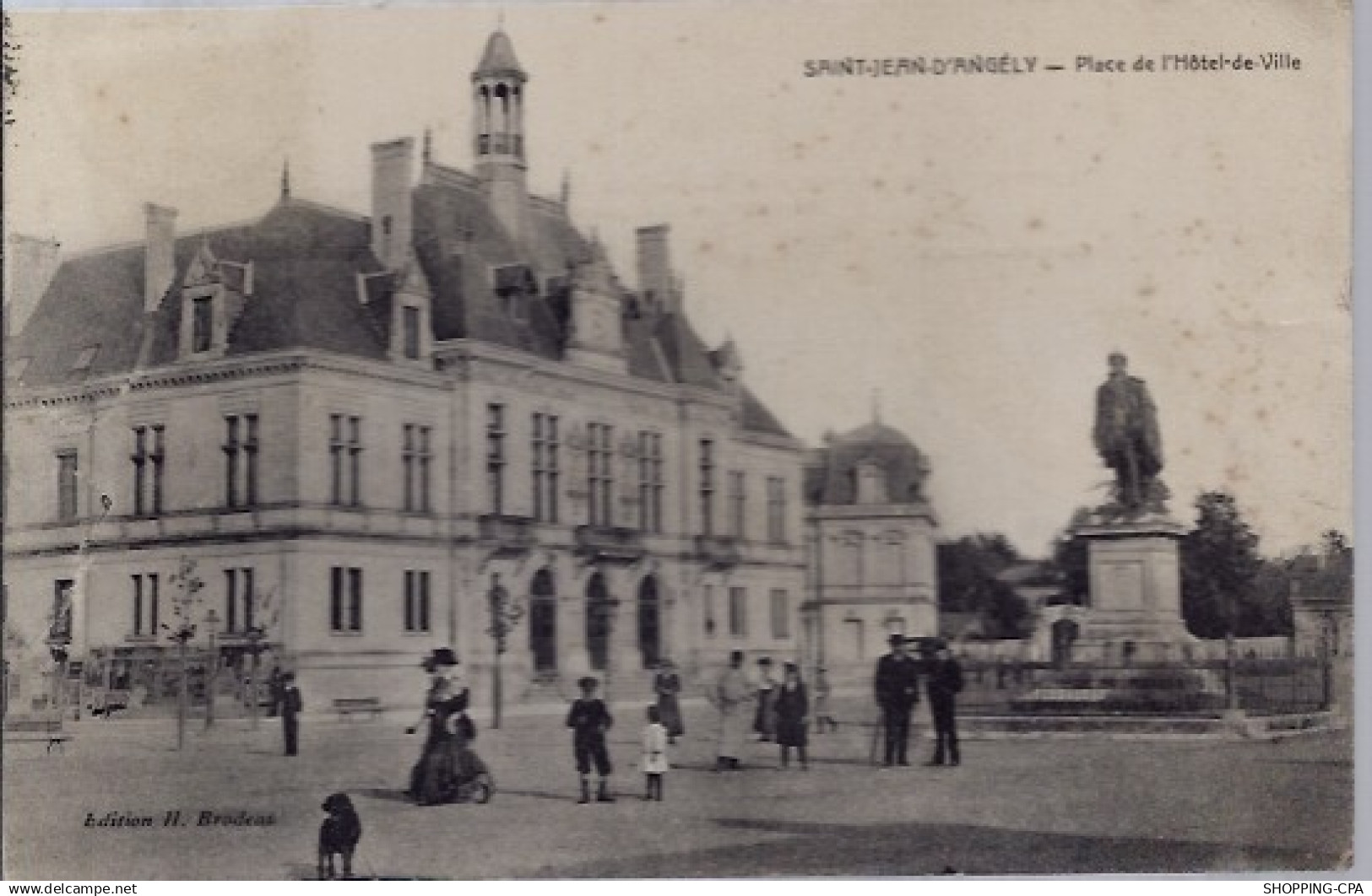 17 - Saint-Jean-d'Angély - Place de l' hôtel de ville - Voyagé - Dos divisé...