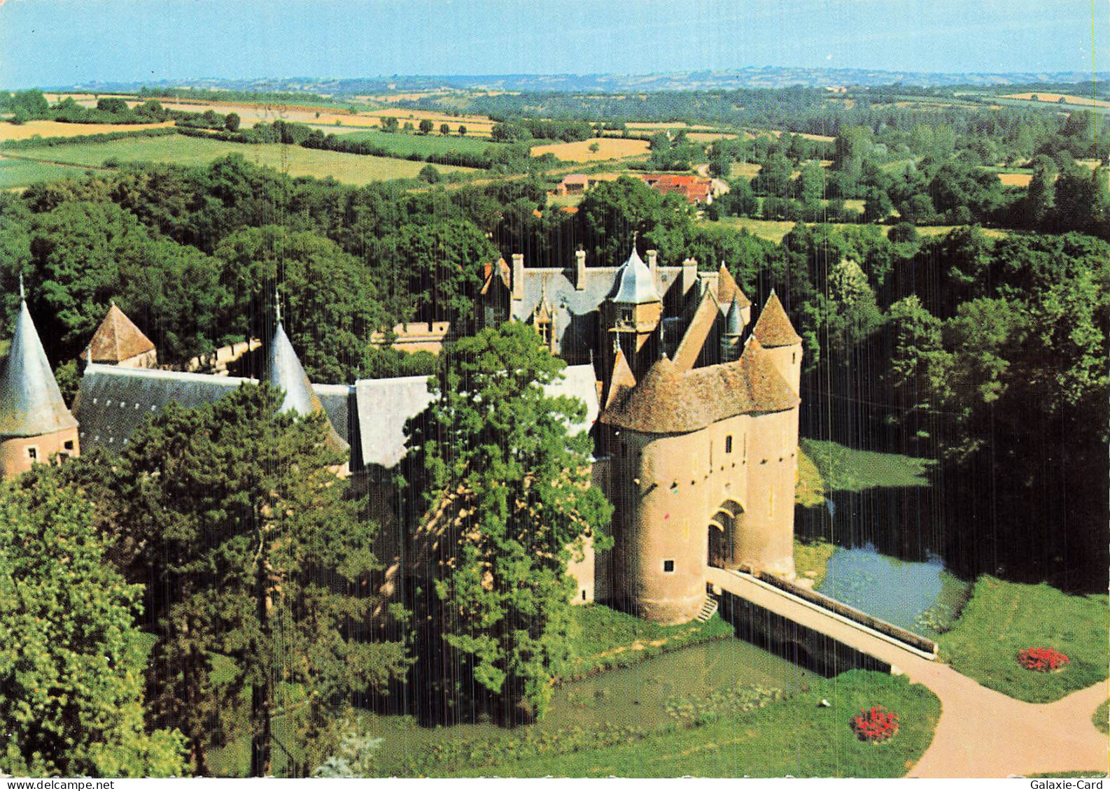 18 AINAY LE VIEIL CHATEAU D AINAY LE VIEIL